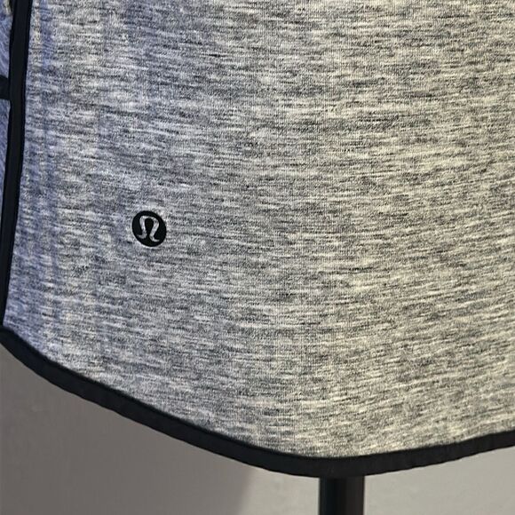 Lululemon athletica insculpt reversible women’s vest size 6 - Picture 5 of 11